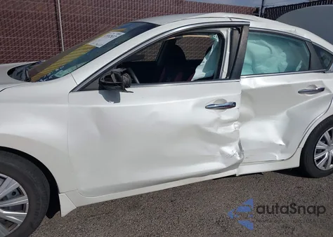 2015 Nissan Altima 2.5 S from USA, damaged, VIN 1N4AL3AP1FN358217